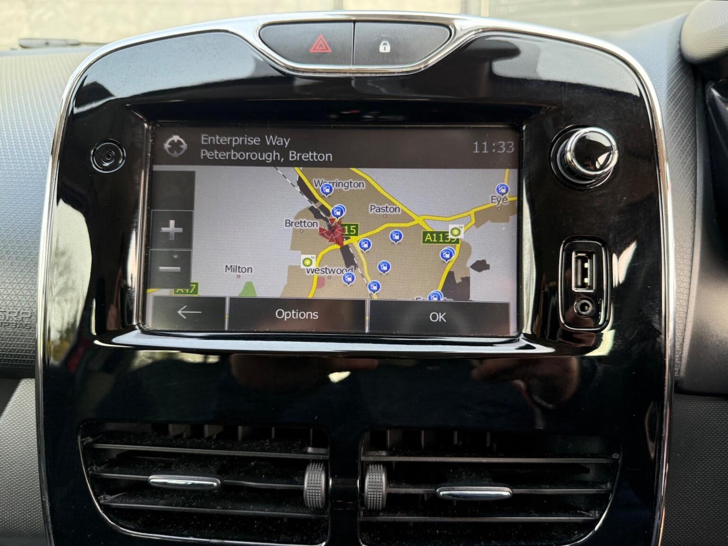 Used Renault Clio 2013 for sale - 76430951: Photo 42