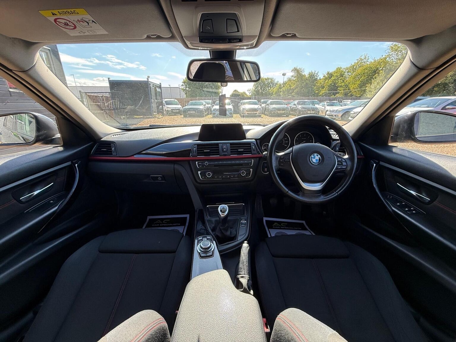 Used BMW 3 Series 2015 for sale - 76070367: Photo 2