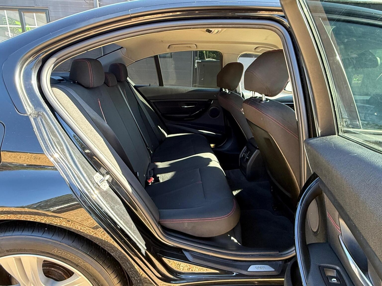 Used BMW 3 Series 2015 for sale - 76070367: Photo 23