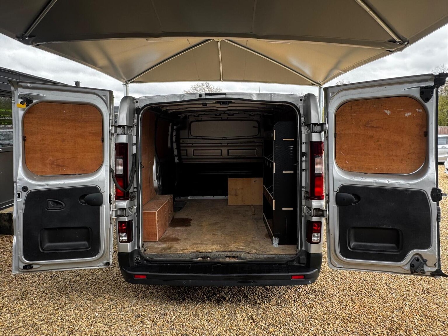 Used Renault Trafic 2015 for sale - 78011257: Photo 2