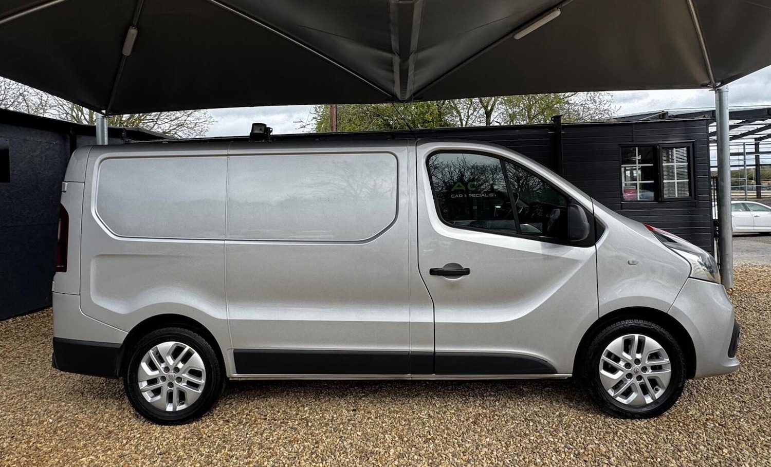Used Renault Trafic 2015 for sale - 78011257: Photo 8