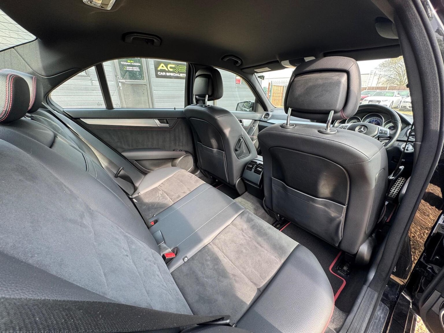 Used Mercedes-Benz C Class 2012 for sale - 77482271: Photo 26