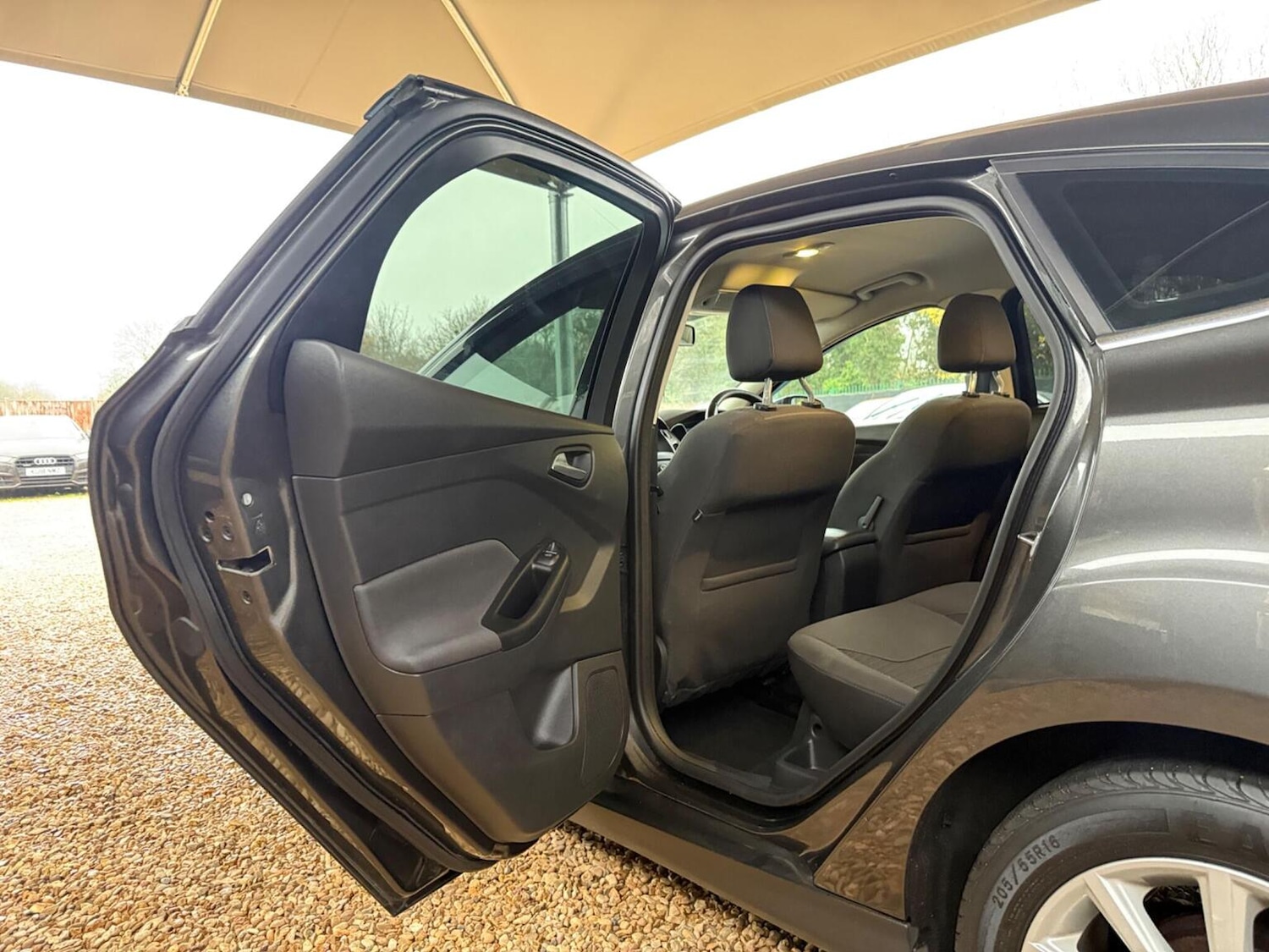 Used Ford Focus 2017 for sale - 76830360: Photo 29