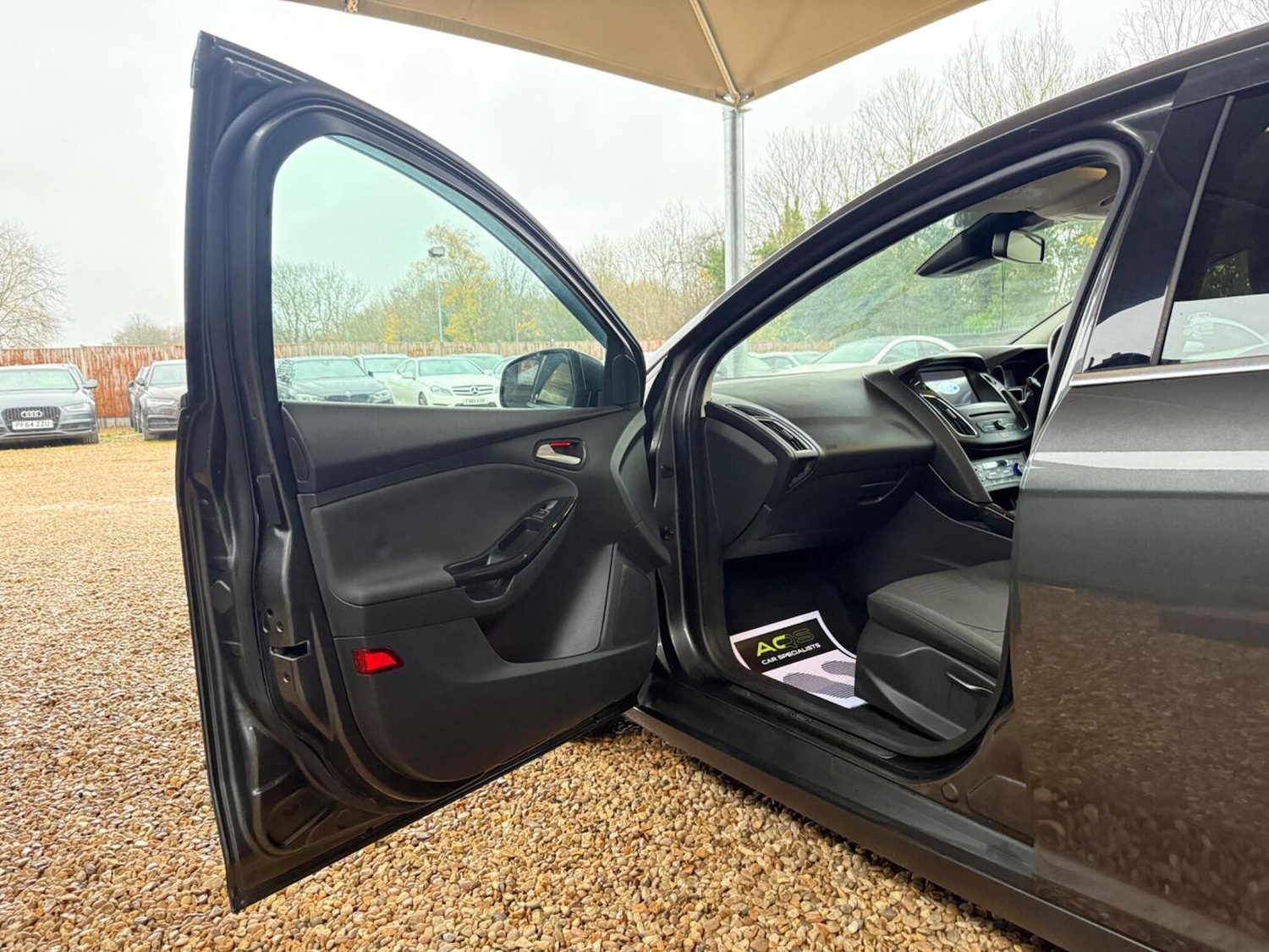 Used Ford Focus 2017 for sale - 76830360: Photo 32