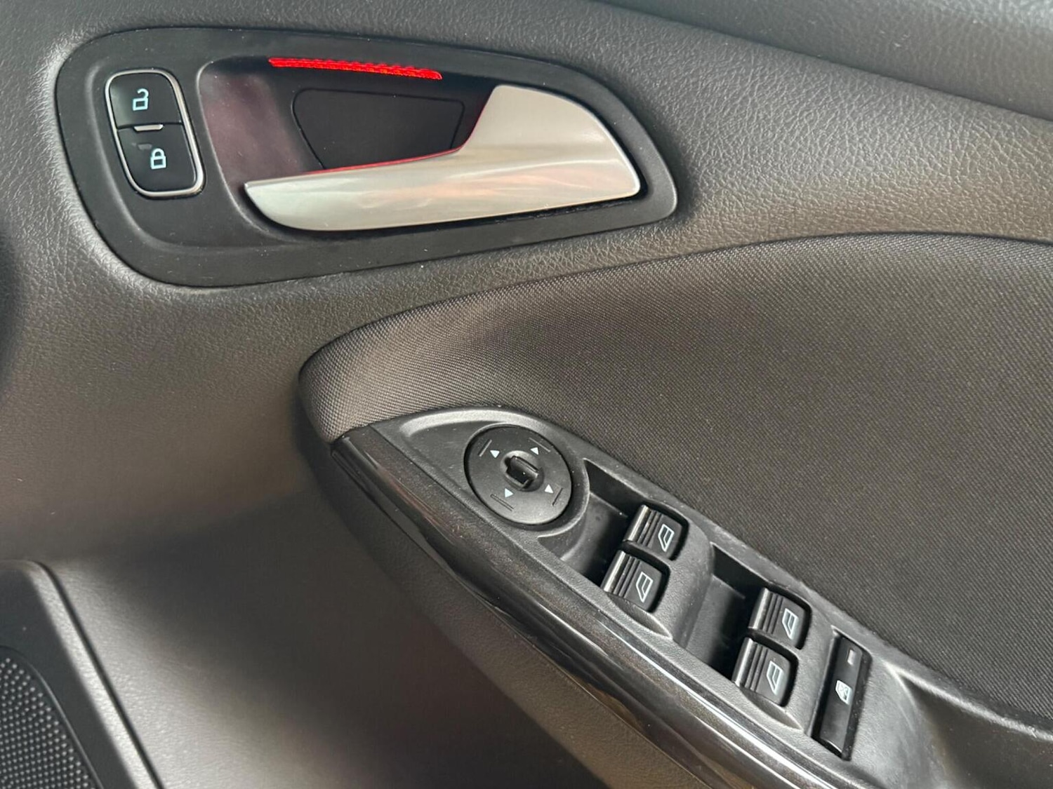 Used Ford Focus 2017 for sale - 76830360: Photo 47