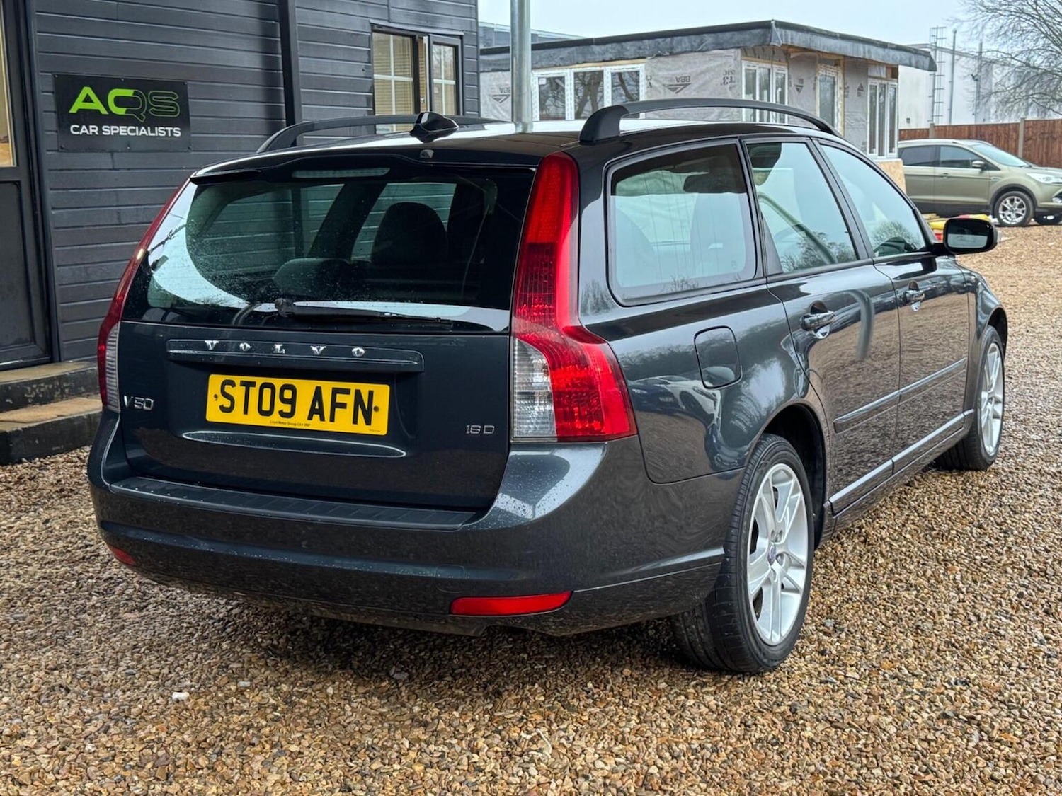 Used Volvo V50 2009 for sale - 77482281: Photo 3