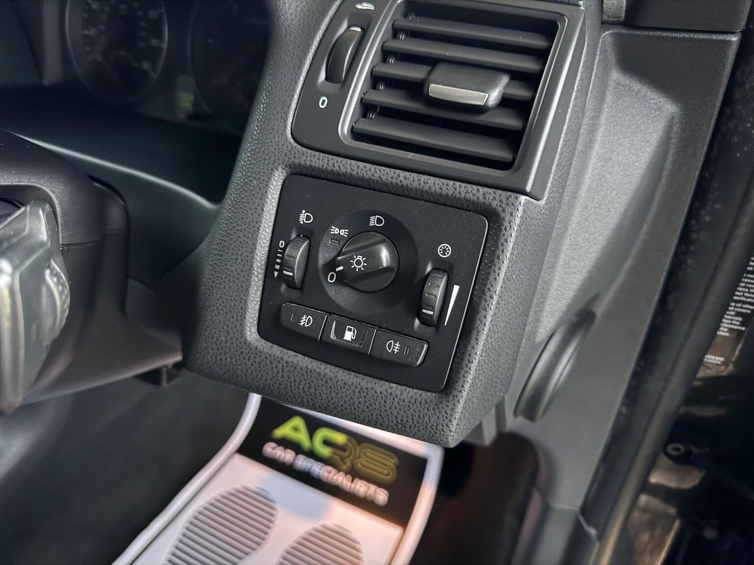 Used Volvo V50 2009 for sale - 77482281: Photo 30