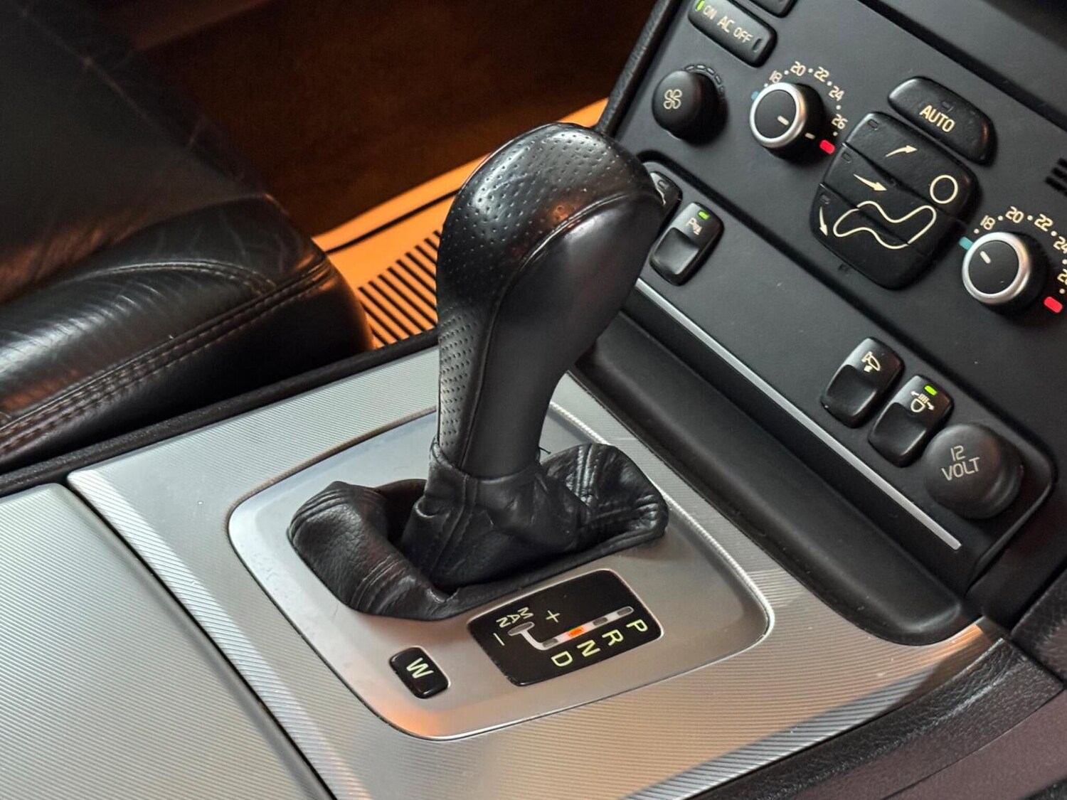 Used Volvo XC90 2013 for sale - 77363628: Photo 44