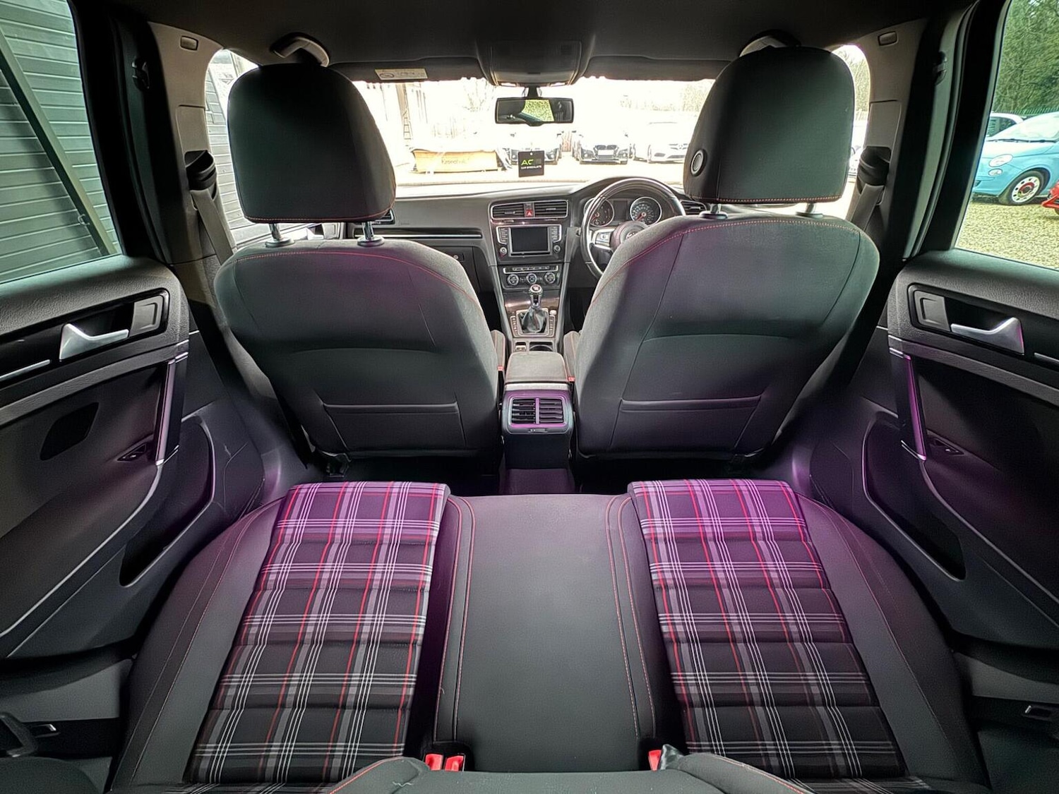 Used Volkswagen Golf 2015 for sale - 77385260: Photo 36