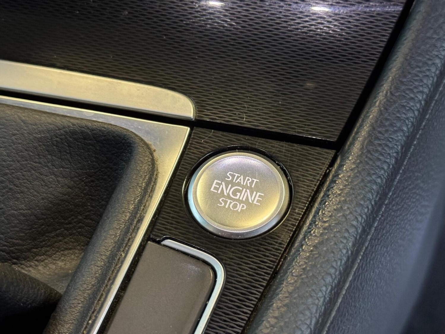 Used Volkswagen Golf 2015 for sale - 77385260: Photo 48