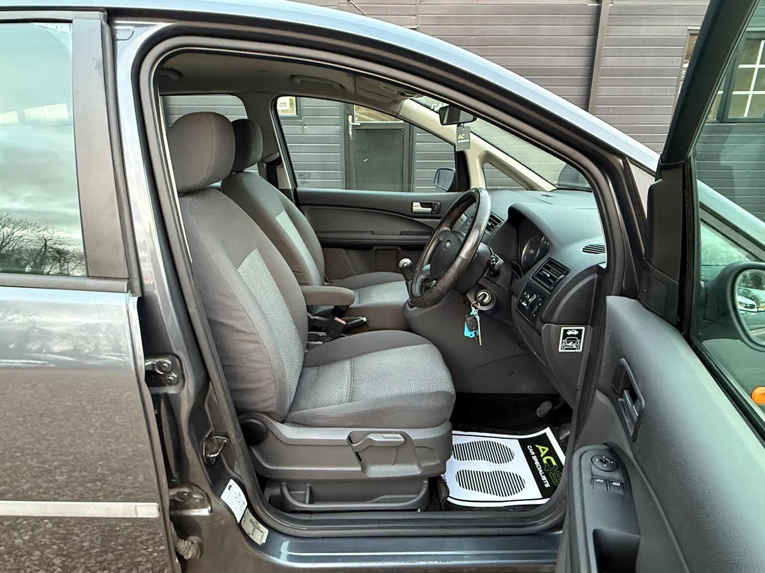 Used Ford Focus C-Max 2004 for sale - 76618617: Photo 21