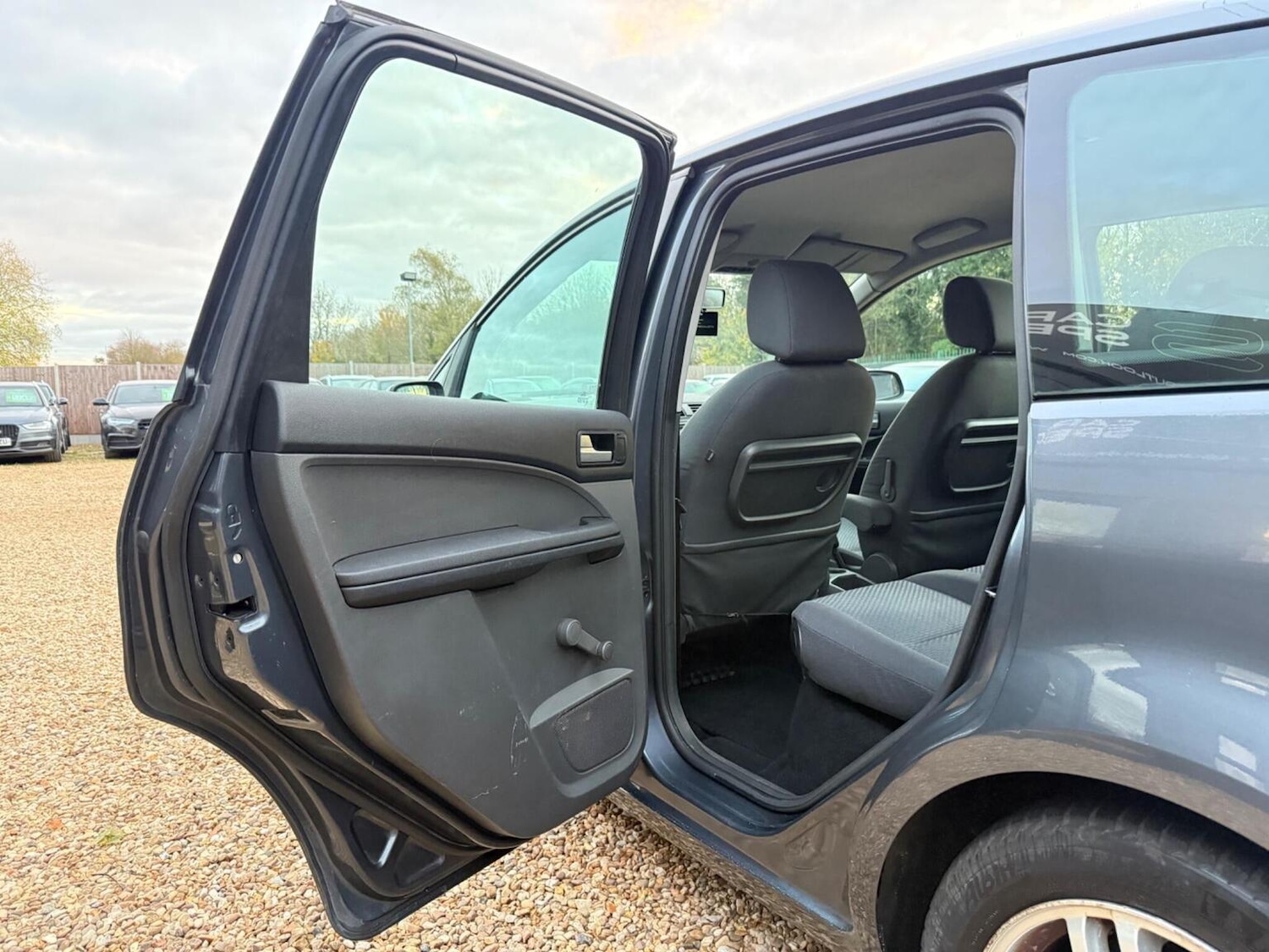 Used Ford Focus C-Max 2004 for sale - 76618617: Photo 30