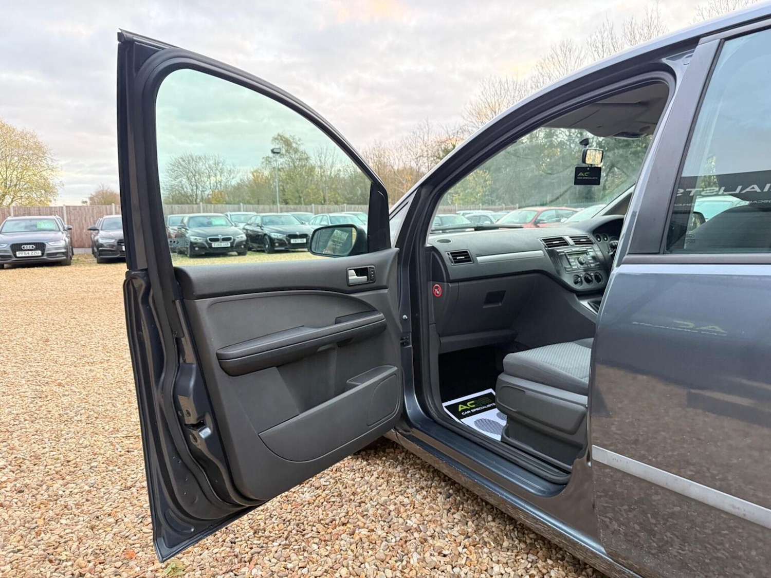 Used Ford Focus C-Max 2004 for sale - 76618617: Photo 33