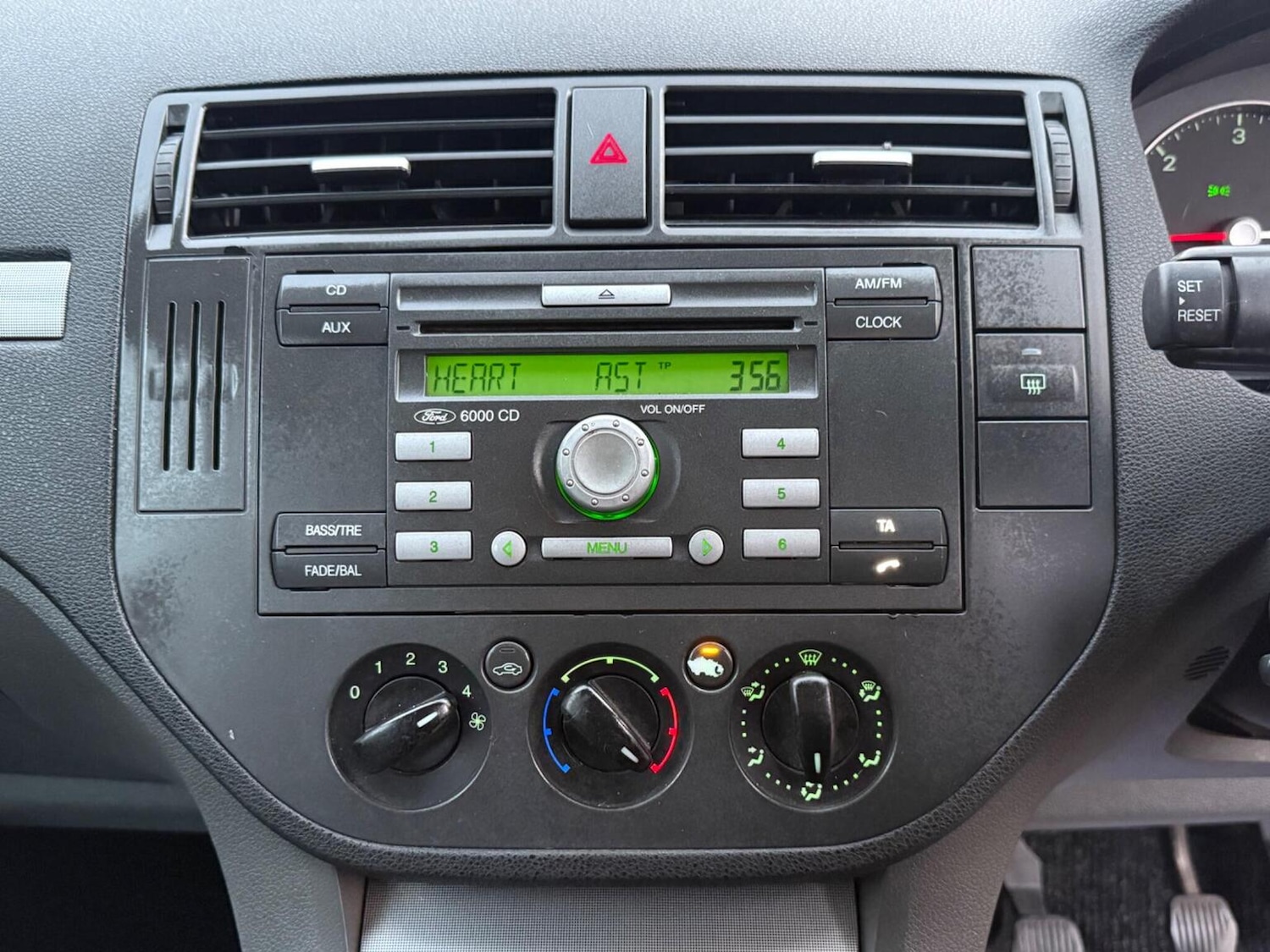 Used Ford Focus C-Max 2004 for sale - 76618617: Photo 41