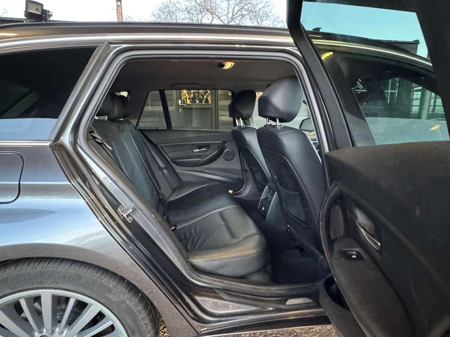 Used BMW 3 Series 2012 for sale - 77572745: Photo 22