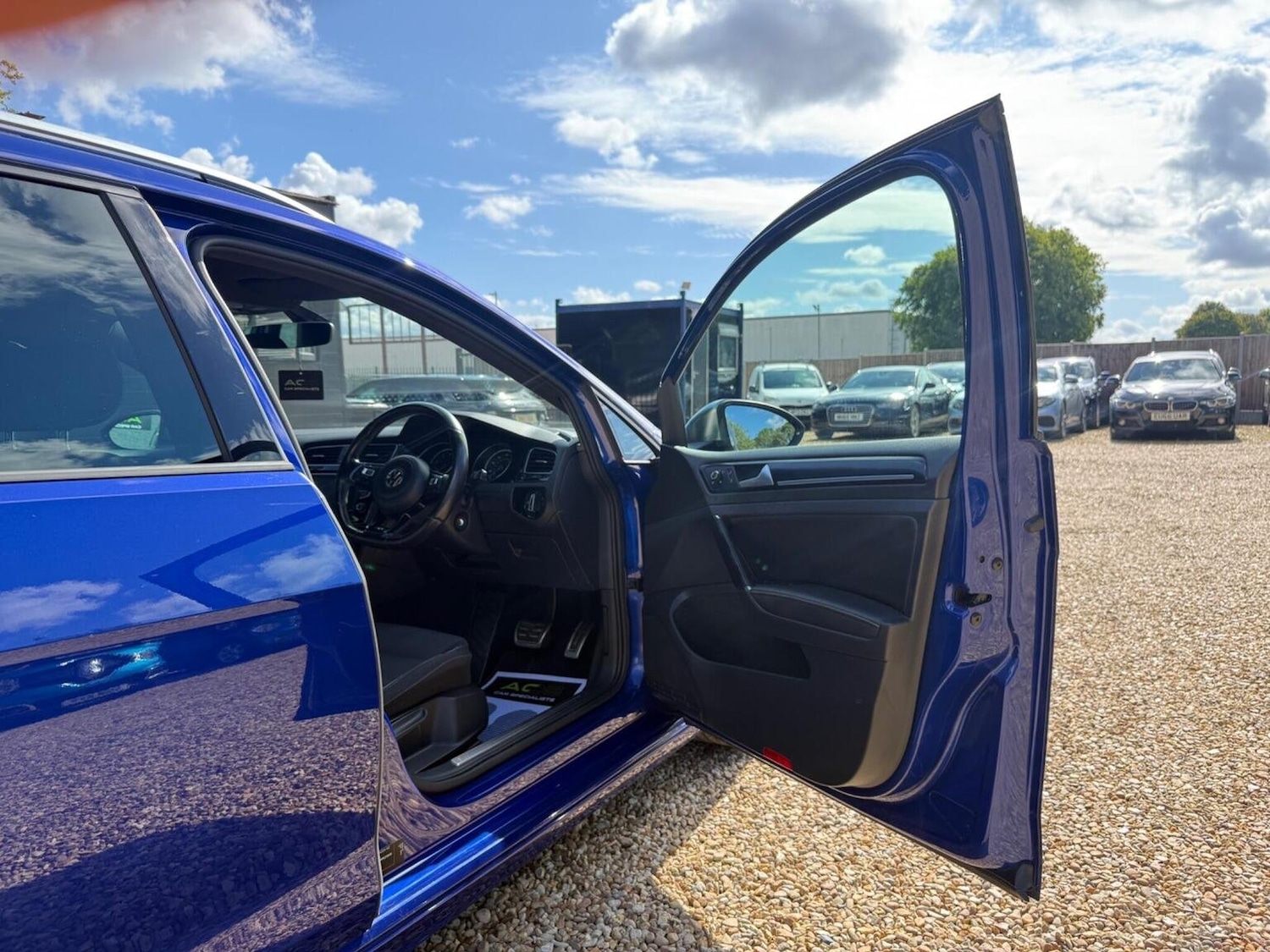 Used Volkswagen Golf 2016 for sale - 77464900: Photo 19