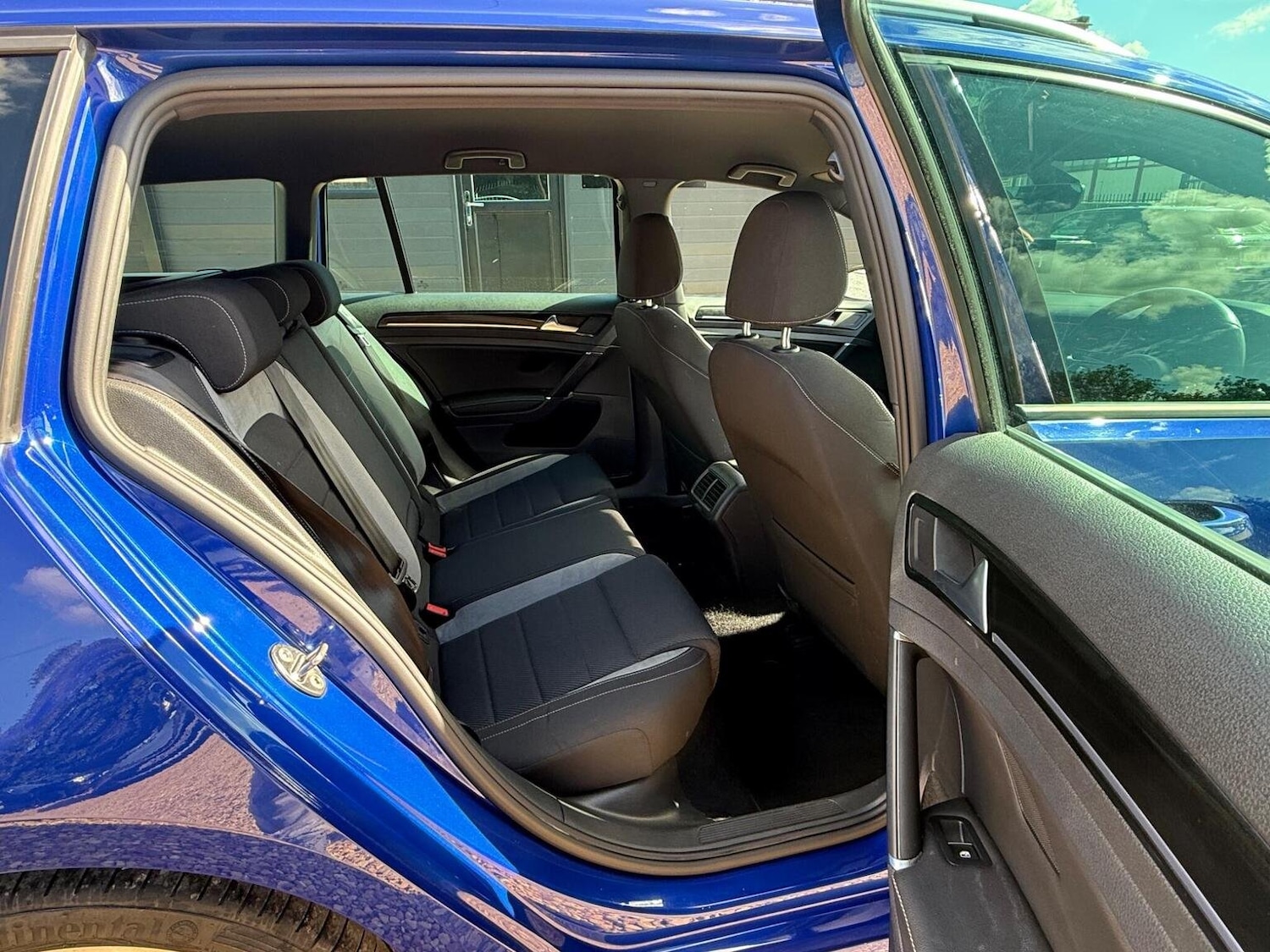 Used Volkswagen Golf 2016 for sale - 77464900: Photo 24