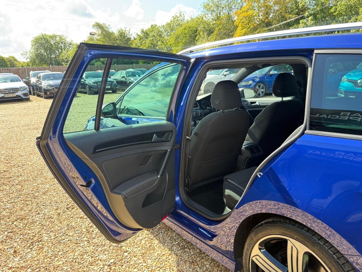 Used Volkswagen Golf 2016 for sale - 77464900: Photo 31