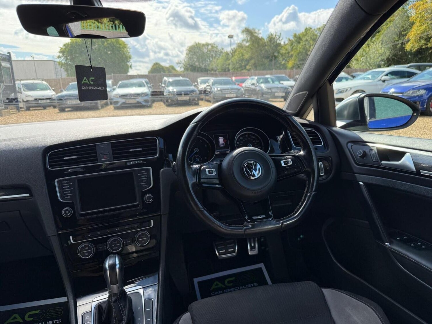 Used Volkswagen Golf 2016 for sale - 77464900: Photo 32