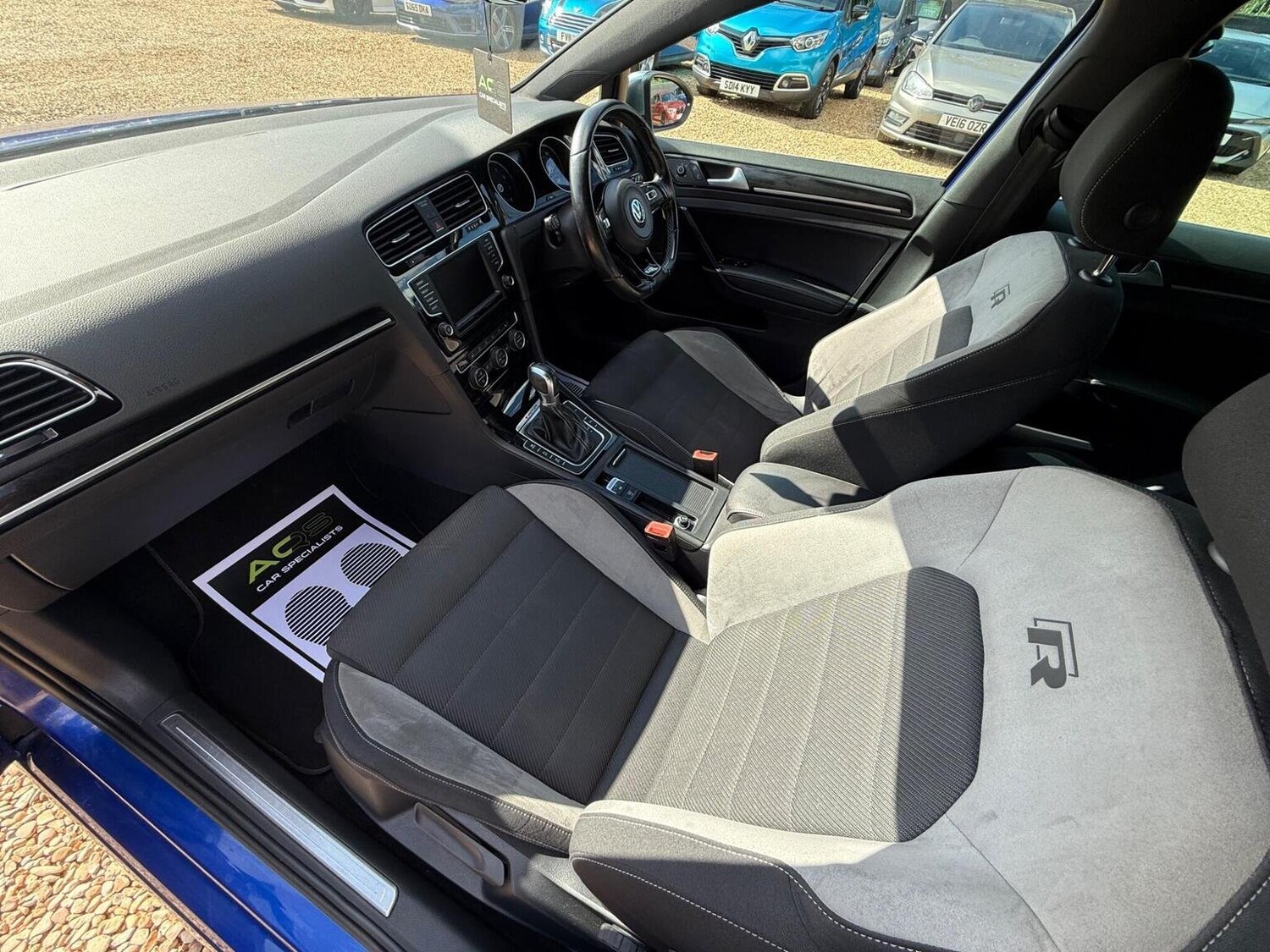 Used Volkswagen Golf 2016 for sale - 77464900: Photo 36