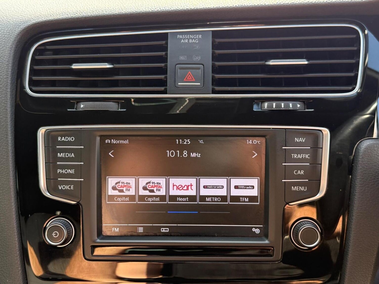 Used Volkswagen Golf 2016 for sale - 77464900: Photo 44