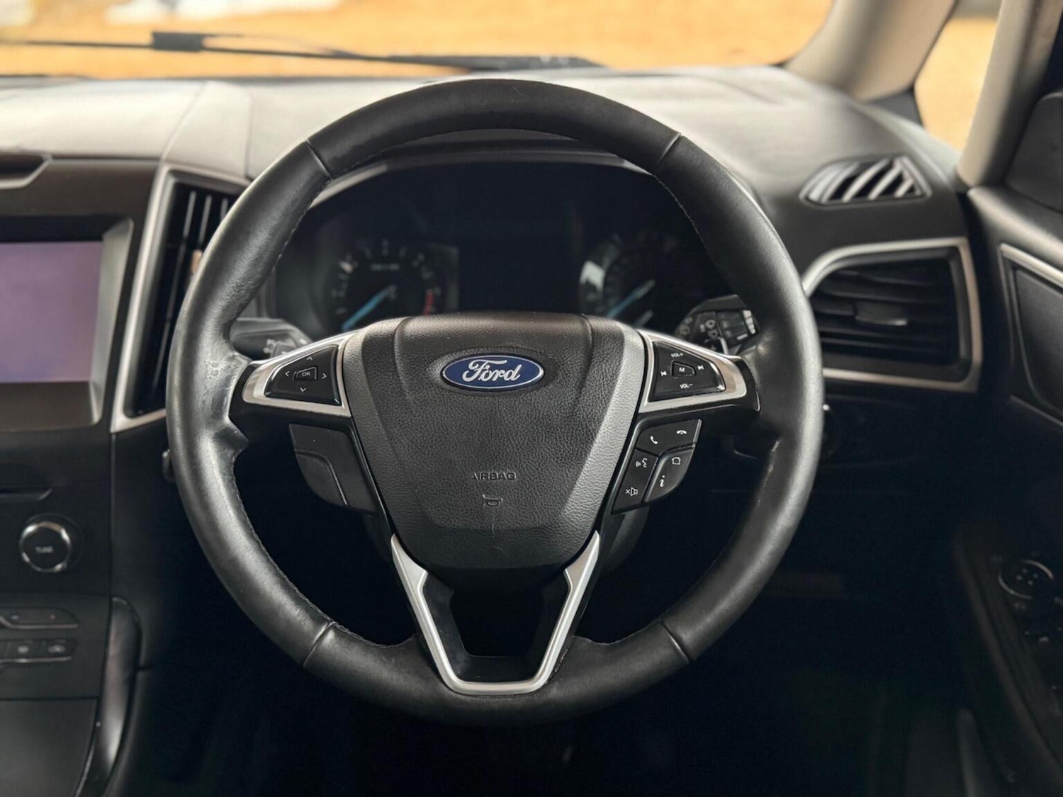 Used Ford Galaxy 2018 for sale - 77357317: Photo 37