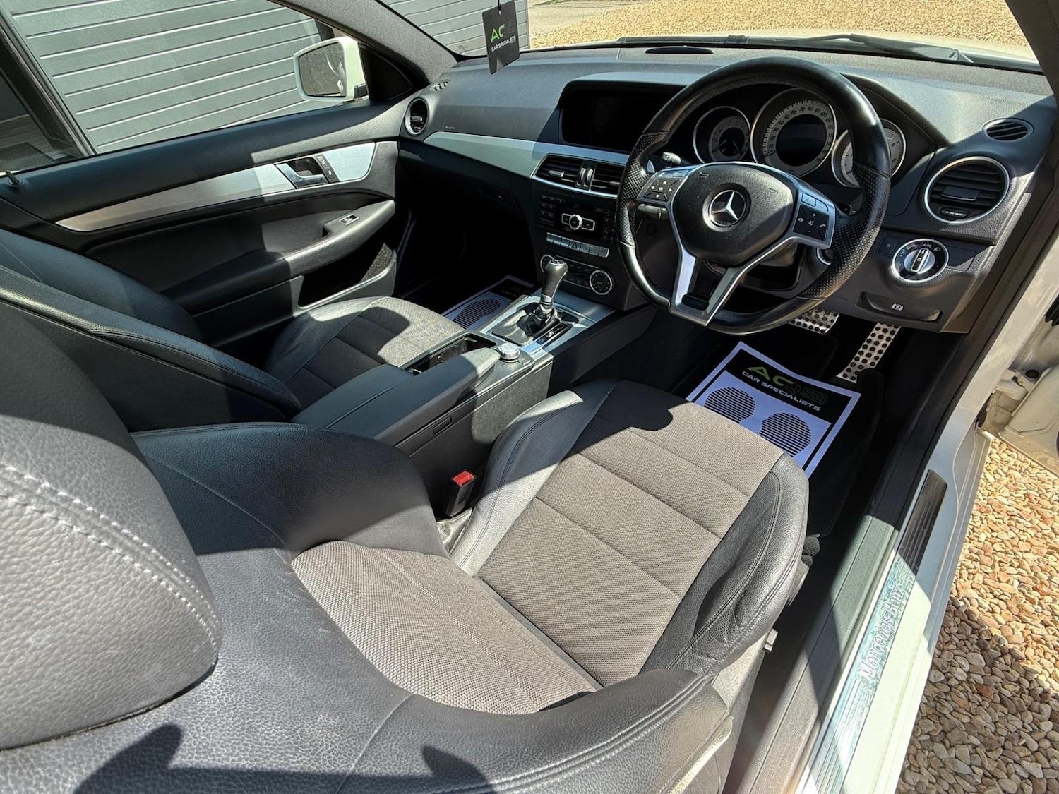 Used Mercedes-Benz C Class 2011 for sale - 76605668: Photo 23