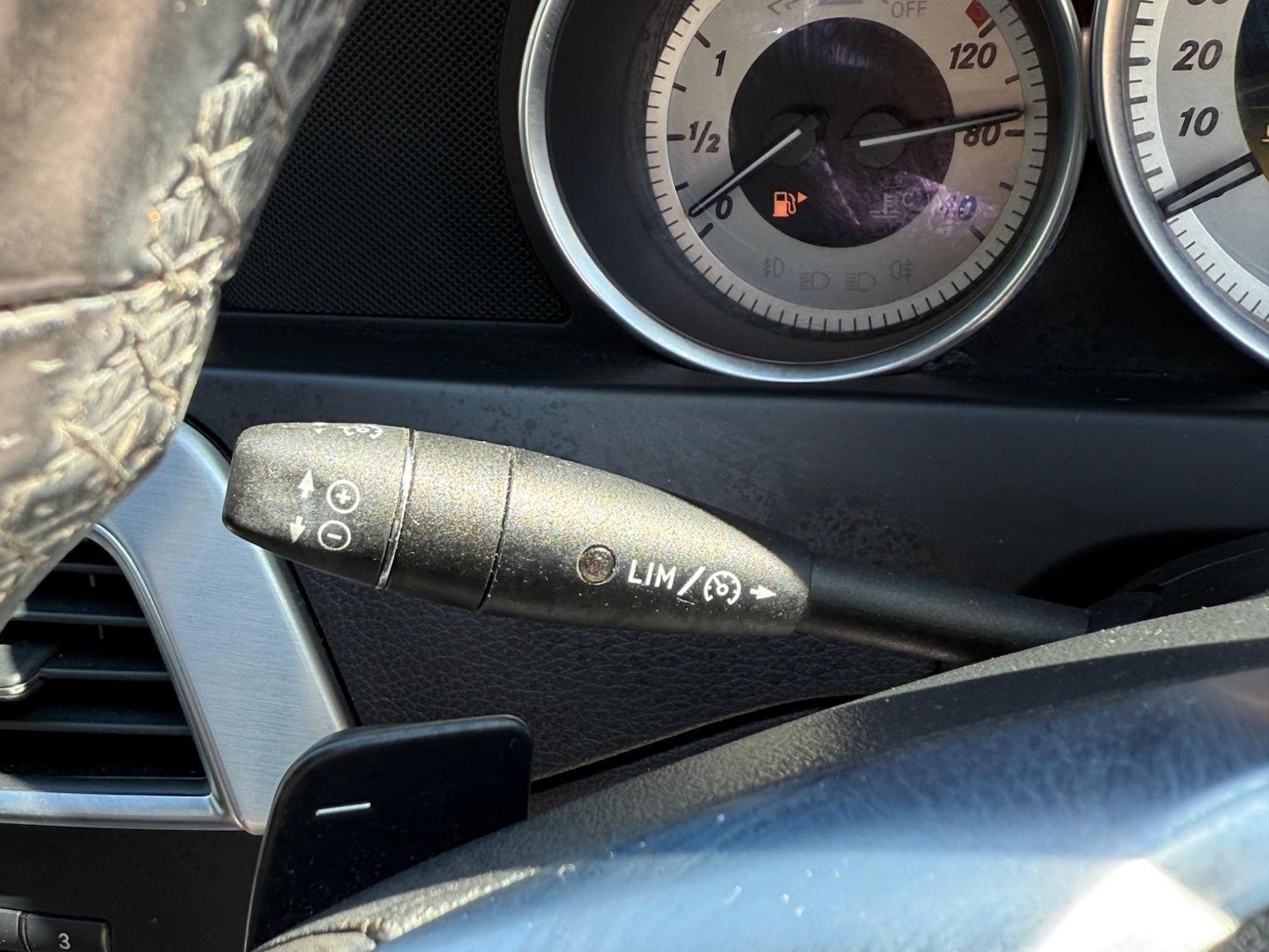 Used Mercedes-Benz C Class 2011 for sale - 76605668: Photo 37