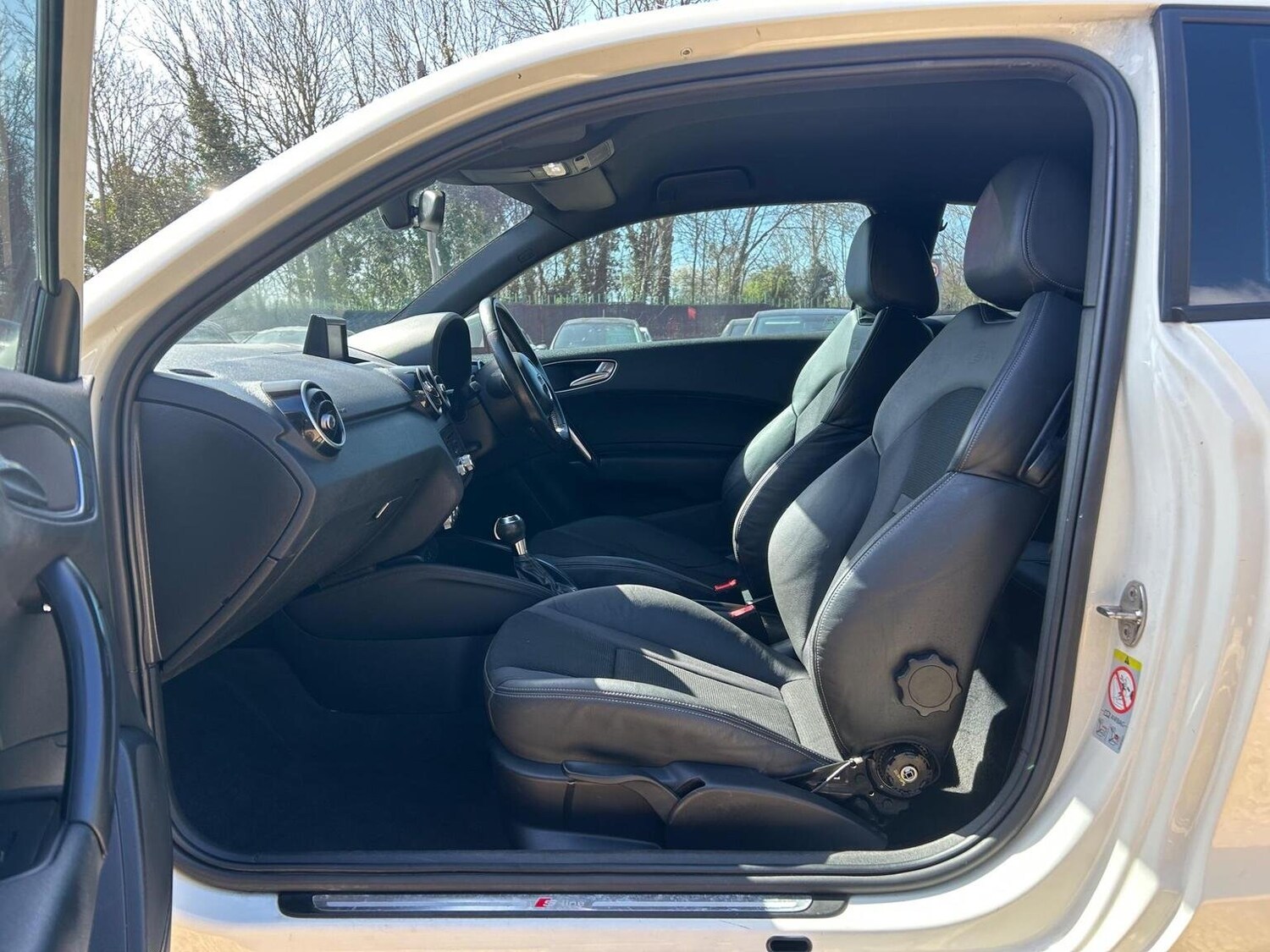 Vehicle 28