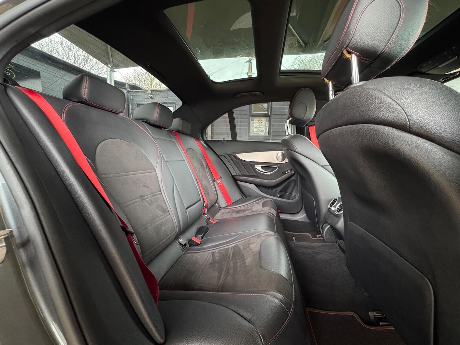 Used Mercedes-Benz C Class 2018 for sale - 77729573: Photo 29