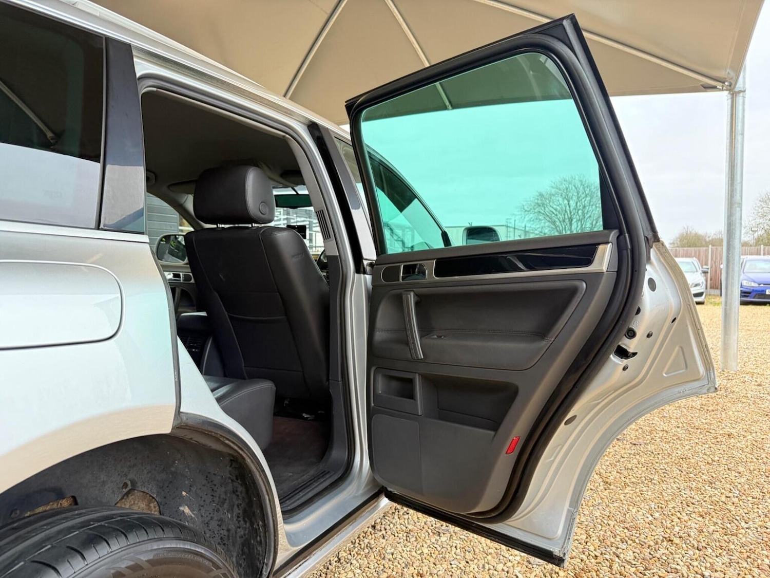 Used Volkswagen Touareg 2009 for sale - 77245289: Photo 23