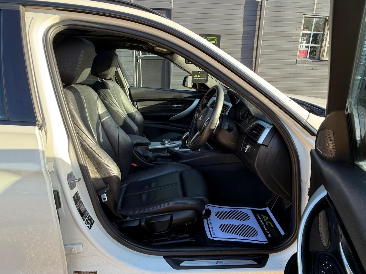 Used BMW 3 Series 2017 for sale - 76618786: Photo 20