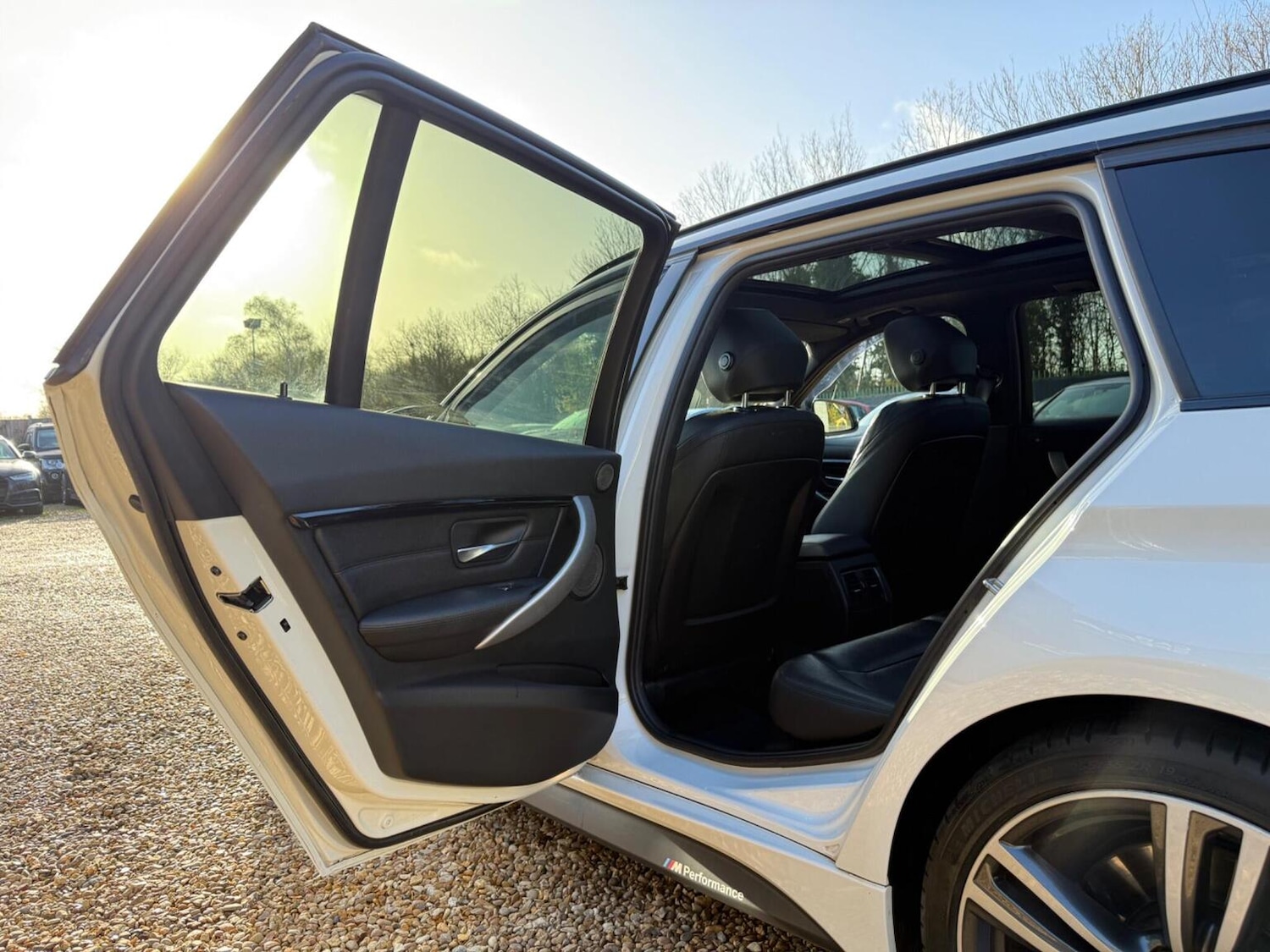 Used BMW 3 Series 2017 for sale - 76618786: Photo 28