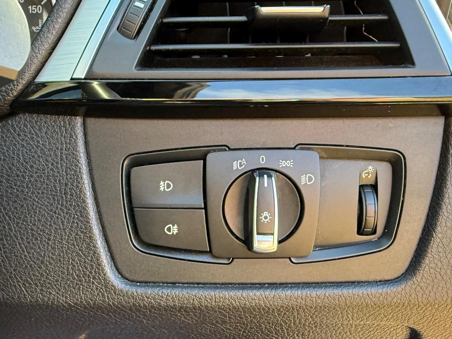 Used BMW 3 Series 2017 for sale - 76618786: Photo 46