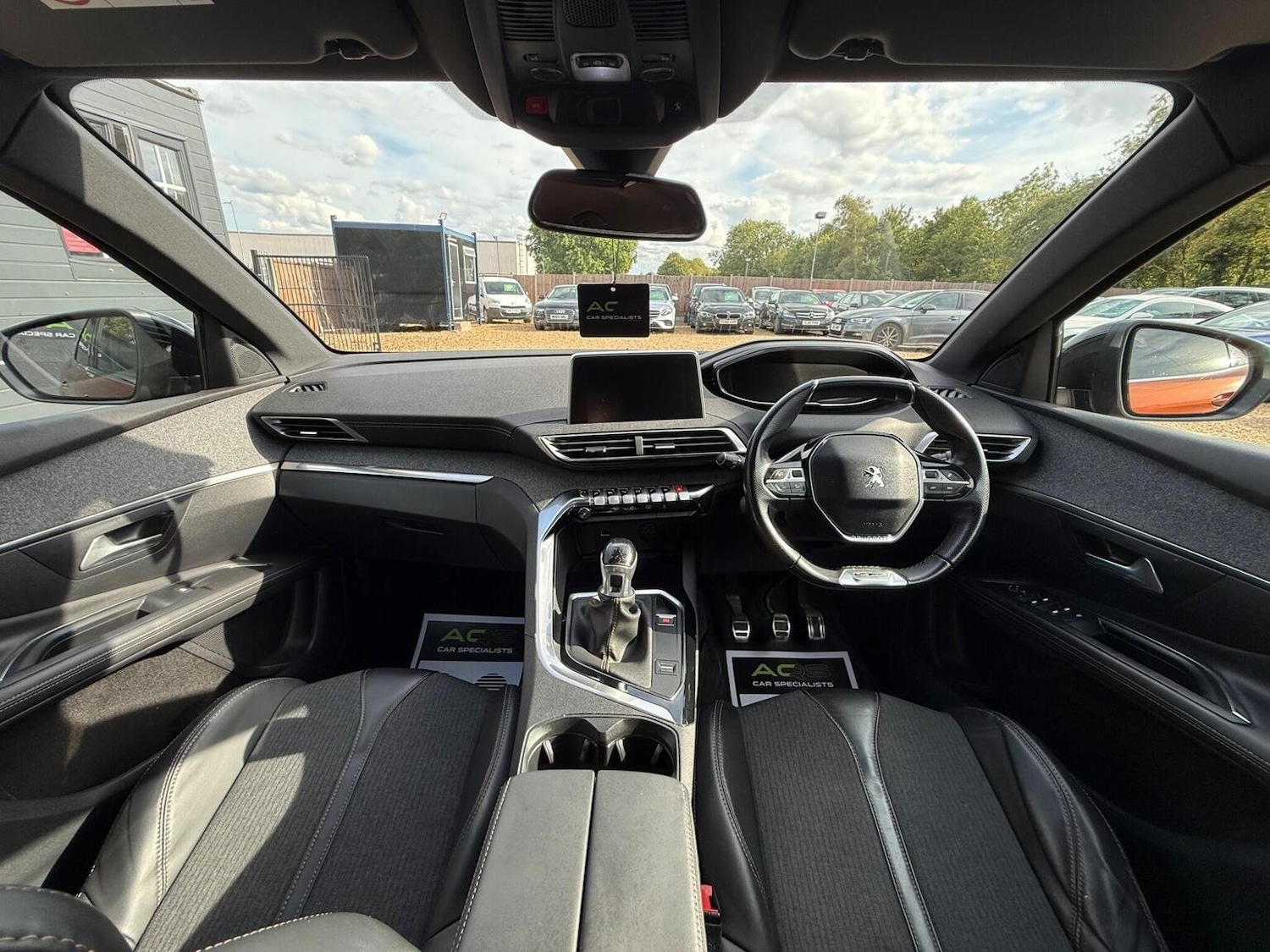 Used Peugeot 3008 2017 for sale - 76793078: Photo 2