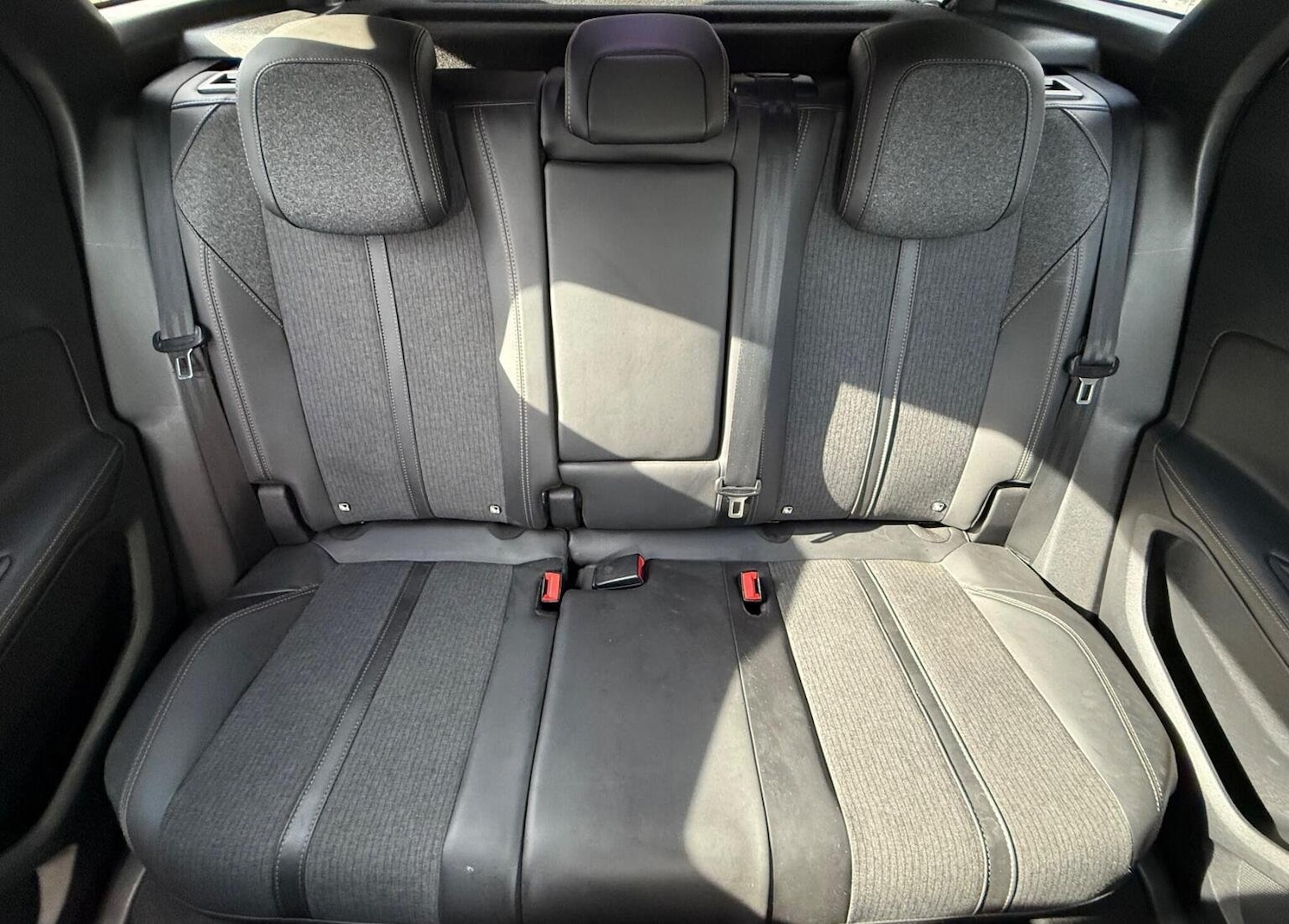 Used Peugeot 3008 2017 for sale - 76793078: Photo 38