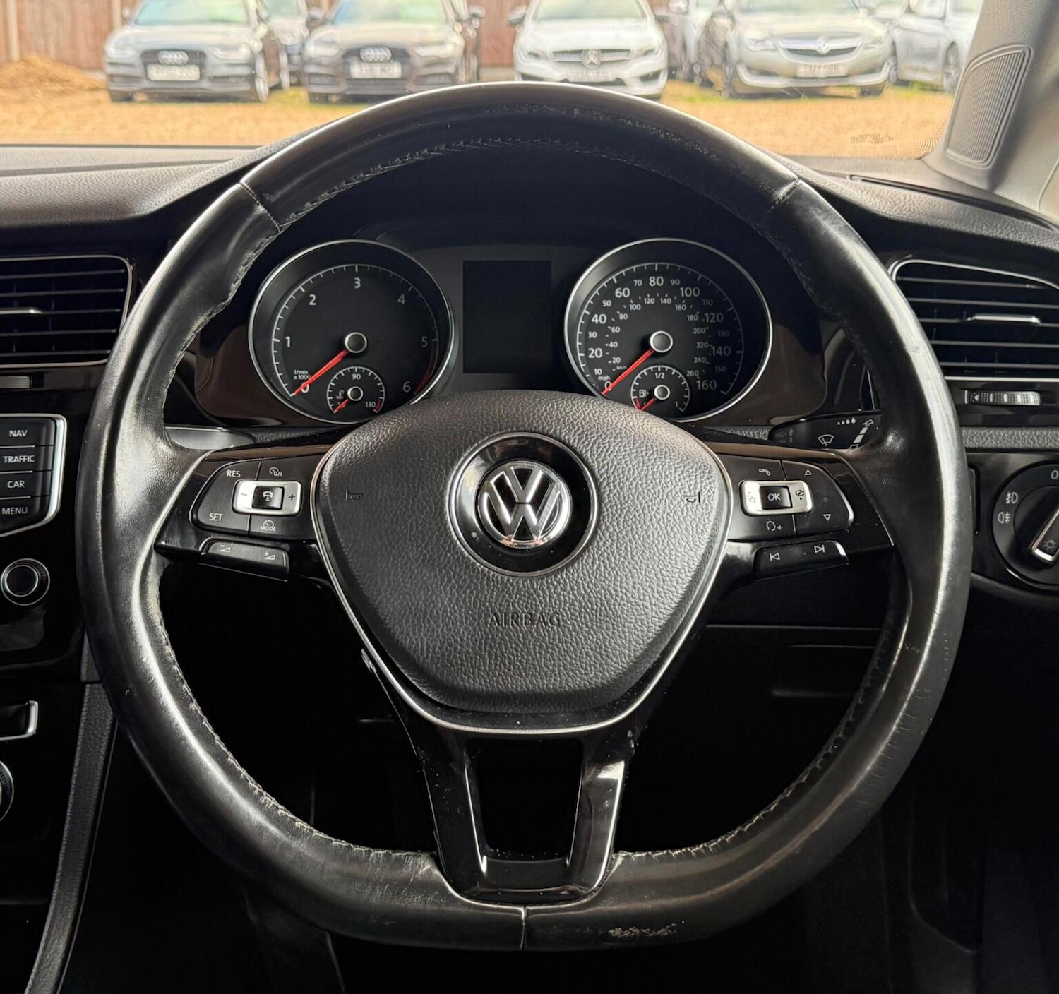 Used Volkswagen Golf 2013 for sale - 77107624: Photo 33
