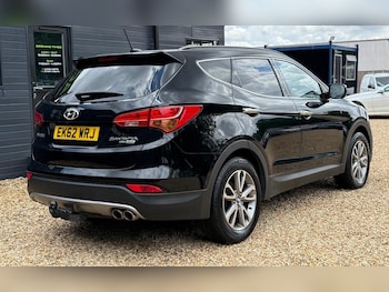 Used Hyundai Santa Fe 2012 for sale - 75338152: Photo