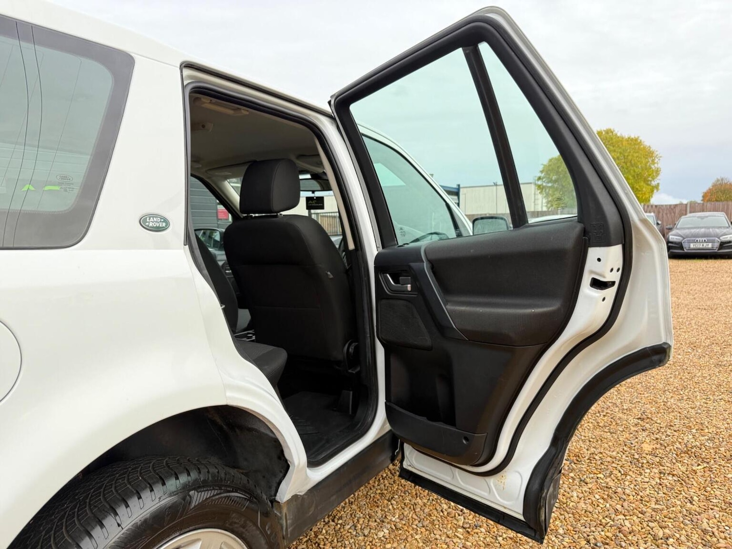 Used Land Rover Freelander 2 2011 for sale - 76431006: Photo 24