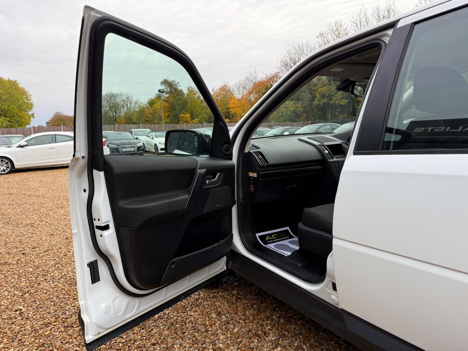 Used Land Rover Freelander 2 2011 for sale - 76431006: Photo 33