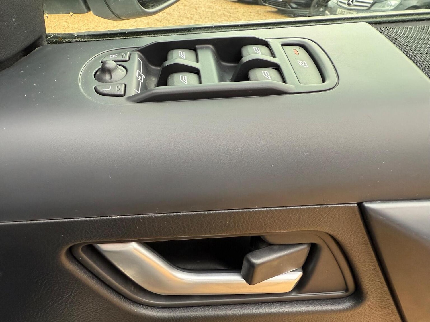 Used Land Rover Freelander 2 2011 for sale - 76431006: Photo 46