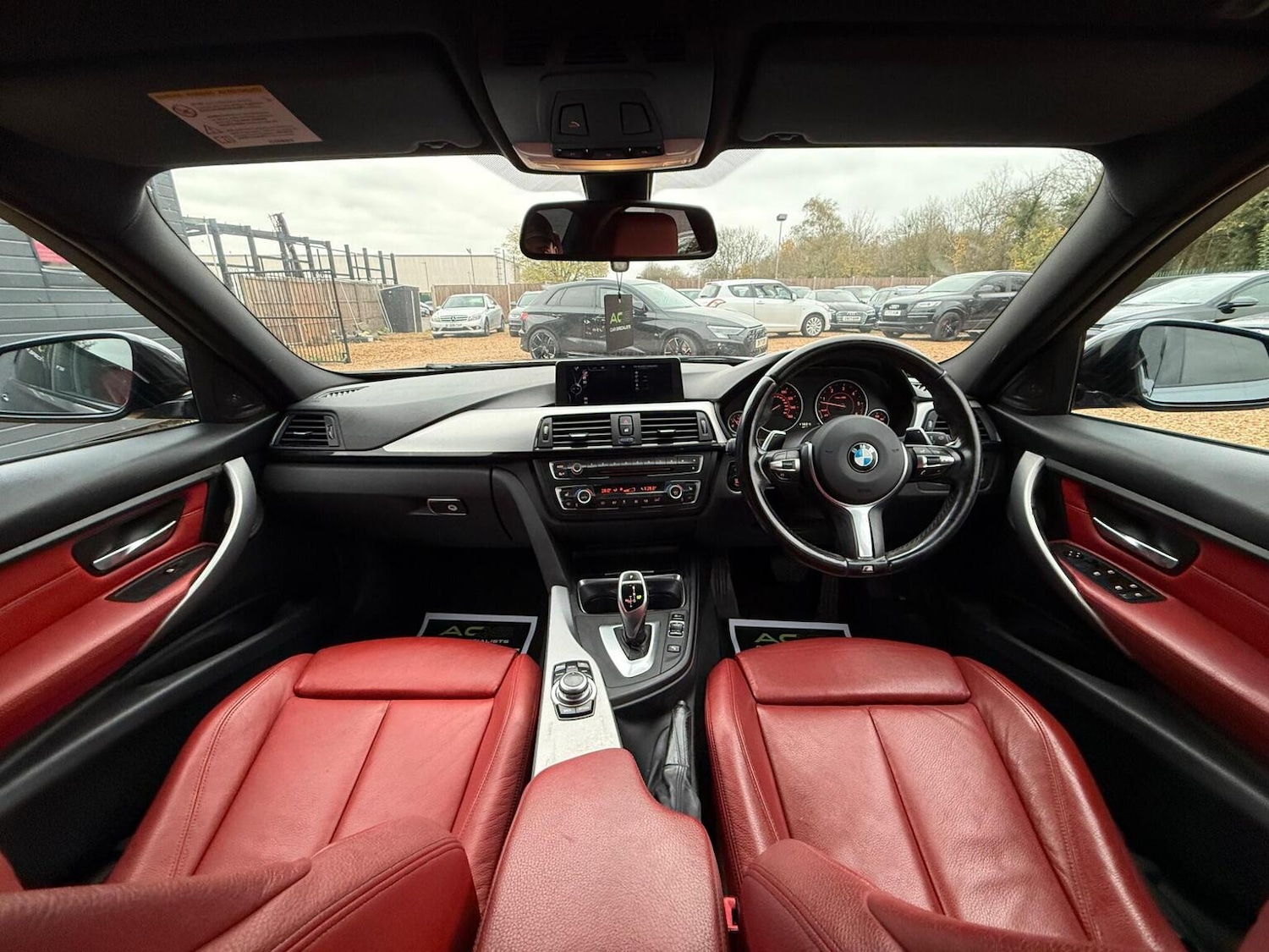 Used BMW 3 Series 2013 for sale - 76560006: Photo 2