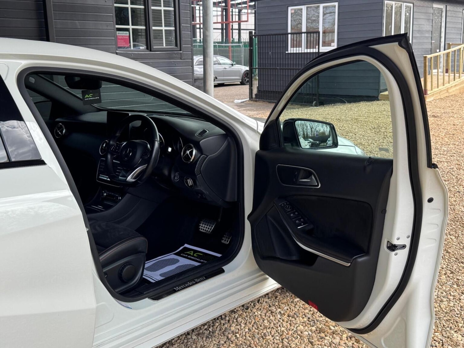 Used Mercedes-Benz A-Class 2017 for sale - 77662240: Photo 32