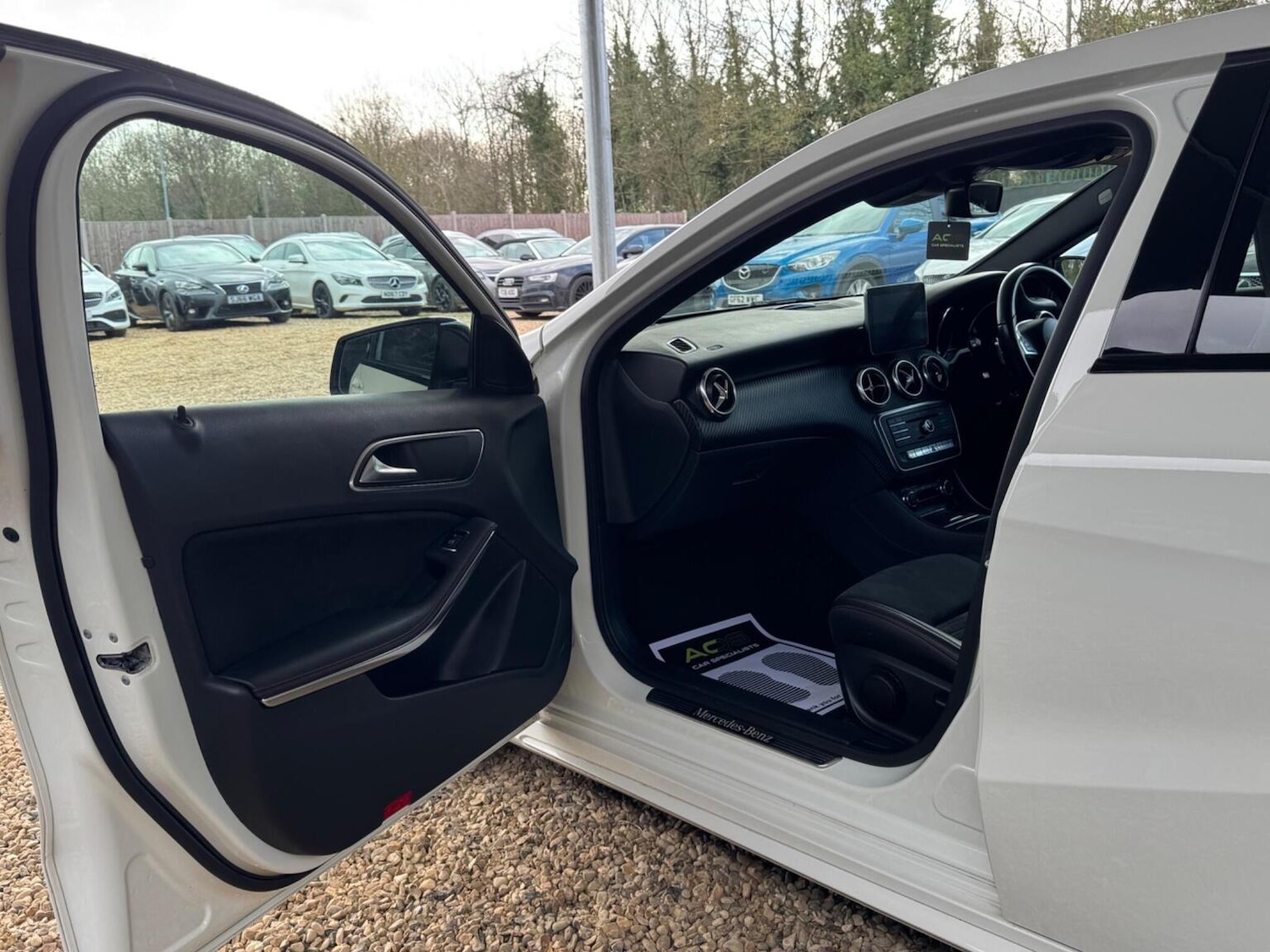 Used Mercedes-Benz A-Class 2017 for sale - 77662240: Photo 35