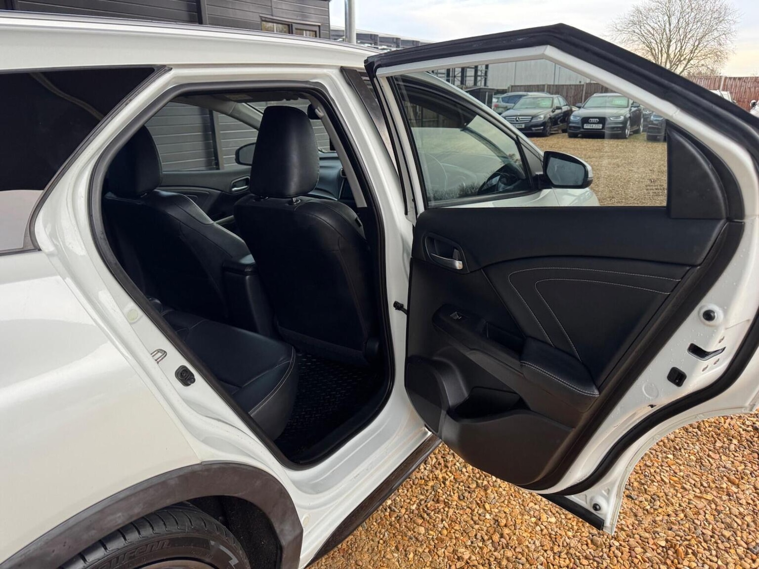 Used Honda Civic 2015 for sale - 76858923: Photo 22