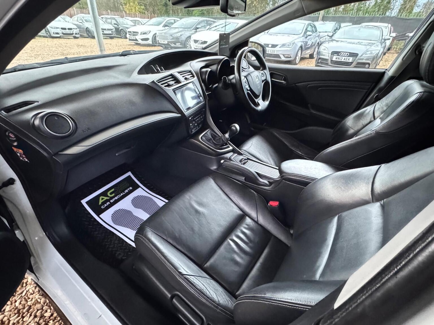 Used Honda Civic 2015 for sale - 76858923: Photo 33