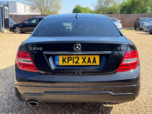 Used Mercedes-Benz C-Class 2012 for sale - 74671111: Photo 6