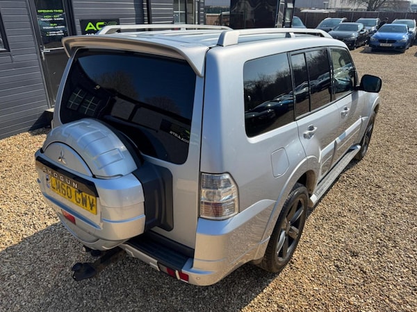 Used Mitsubishi Shogun 2010 for sale - 74671113: Photo 16