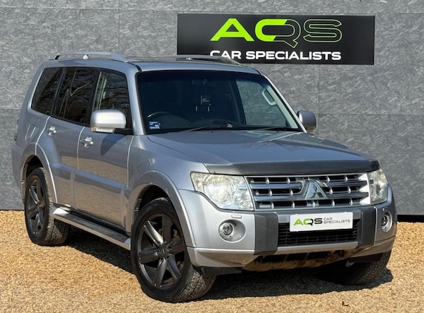 Used Mitsubishi Shogun 2010 for sale - 74671113: Photo 1