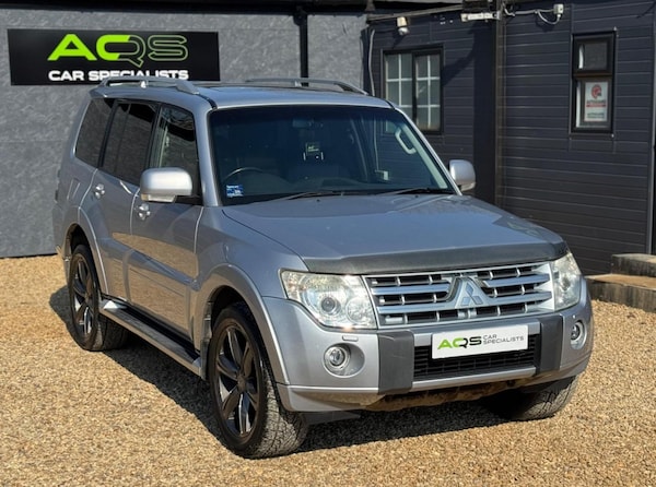 Used Mitsubishi Shogun 2010 for sale - 74671113: Photo 4
